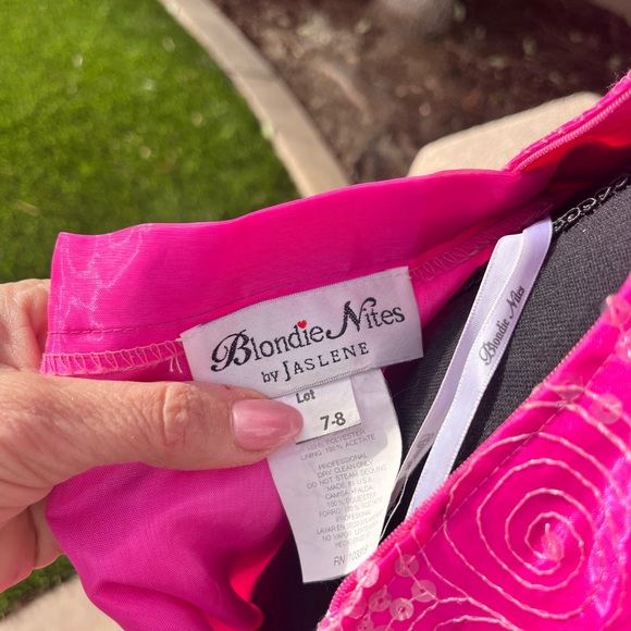 Blondie Nites Two piece formal prom gown - Picture 5 of 5